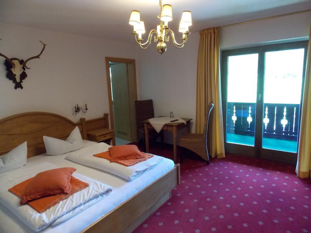Berghotel Sutten Роттах-Егерн Номер фото